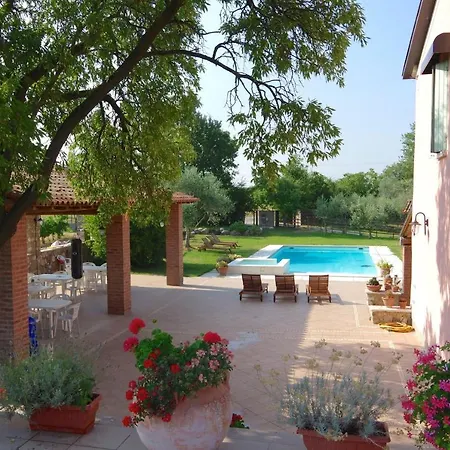 Farma La Casa Del Mandorlo *